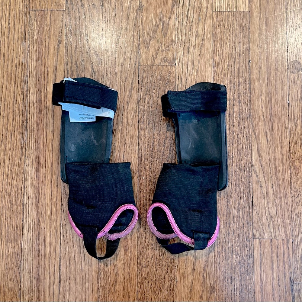 Puma Shinguards - Picture 6 of 7